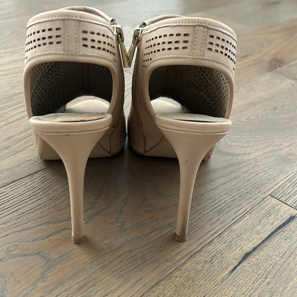 Ann Taylor Marissa Cutout Bootie - Picture 4 of 7